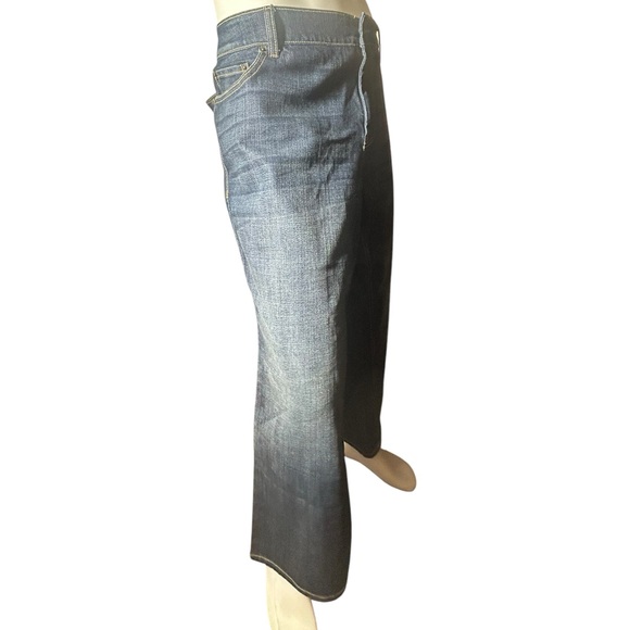 OLD NAVY “The Flirt” Just Below the Waist Boot Cut Jeans Size 24 Short - Picture 6 of 10